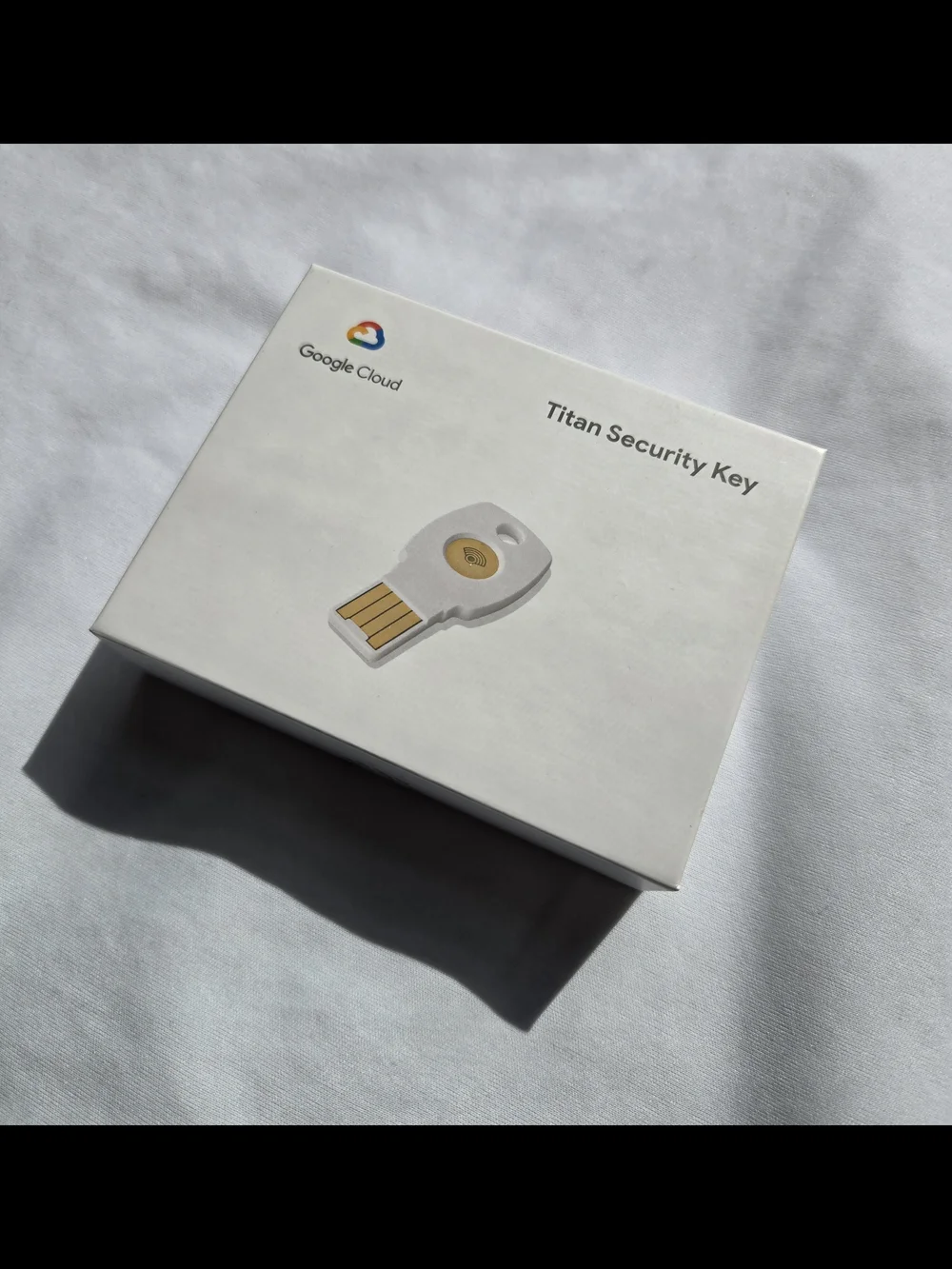 Google Titan Security Key - White with Gold Accent
